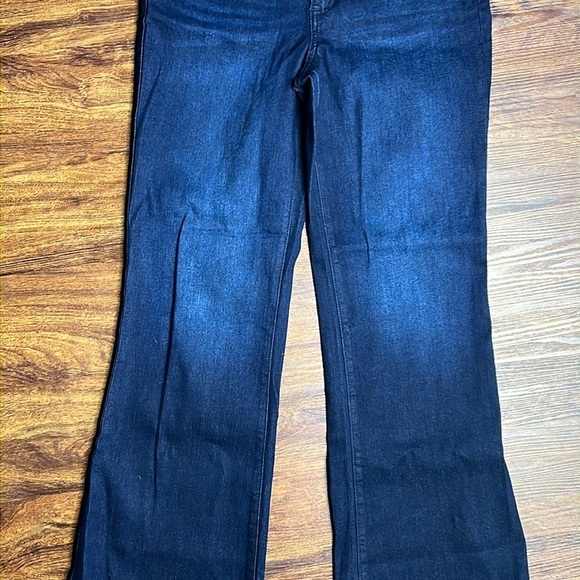 NWT Monroe & Main Dark Wash High Rise Flare Jeans - Picture 10 of 10
